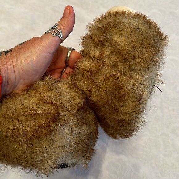 Slippers Yeti Bigfoot Furry Fluffy - Picture 3 of 8